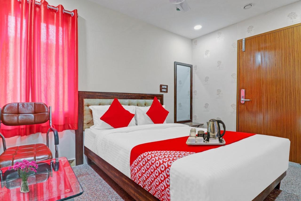 Heavens Inn Near Rasoolpura Metro Station Hyderabad Luaran gambar